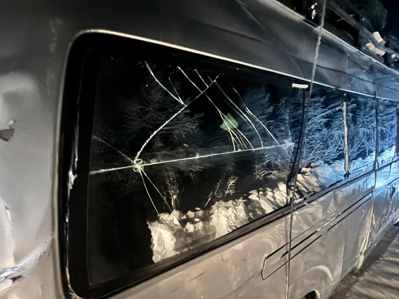 Опасный участок: почему автомобиль перевернулся недалеко от села Баханы?