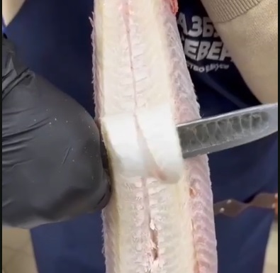 Видео: Как москвичи строгают якутского чира