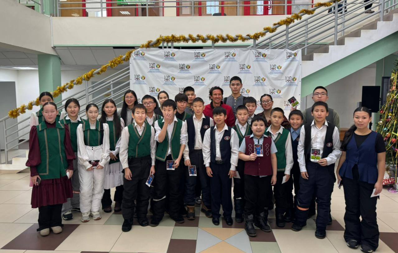 Полузащитник лондонского «Челси» в Чурапчинской спортшколе