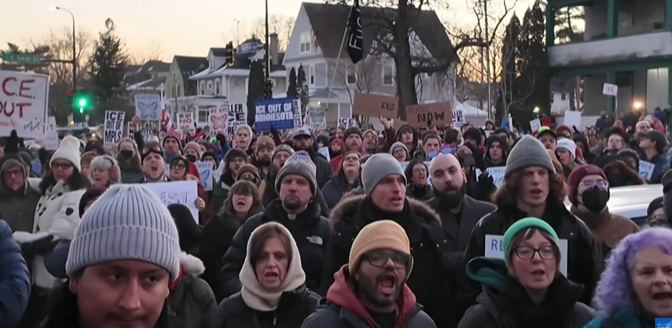 В США проходят массовые протесты левых радикалов