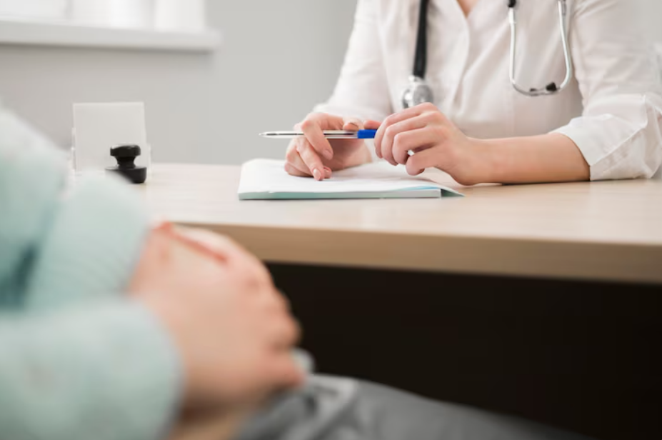 Могут ли самозанятые уходить на оплачиваемый больничный?