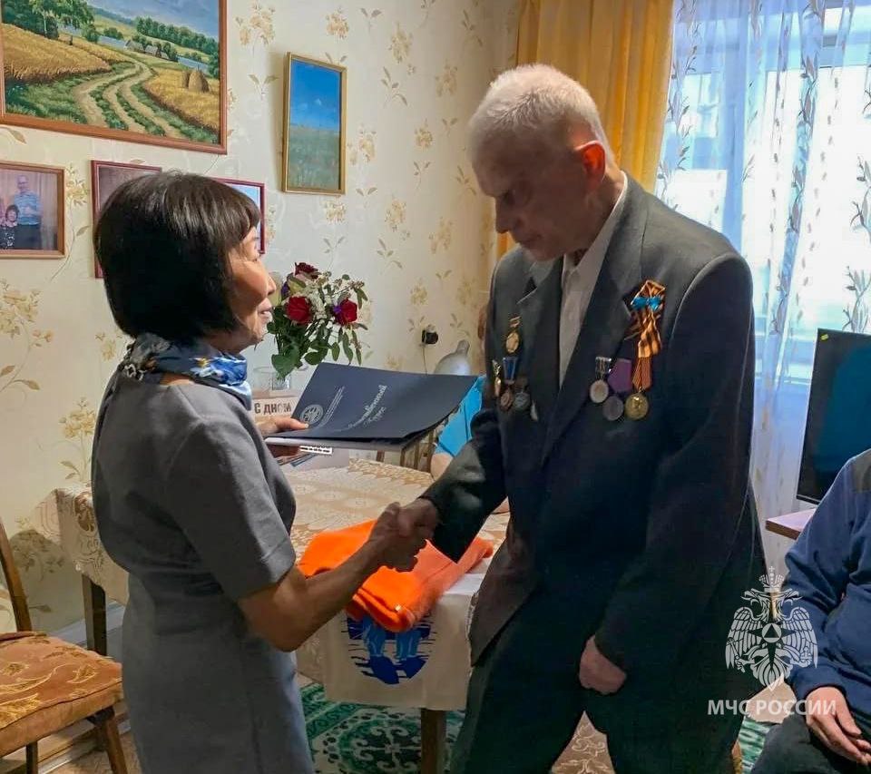 Человек труда: ветеран гидрометслужбы и гражданской обороны Юрий Антонов